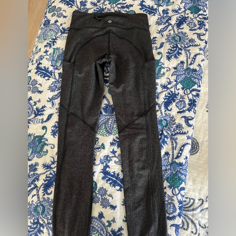Grey lululemon leggings